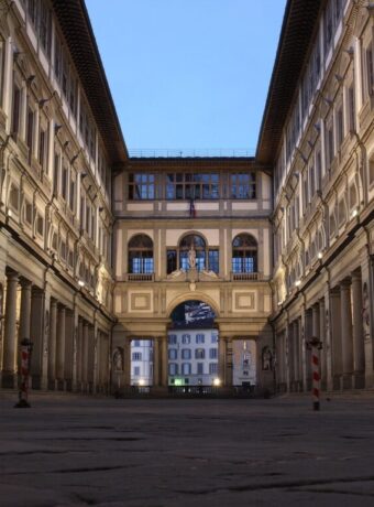 museum attendance decline — Museum & Arts